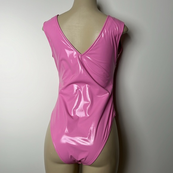 Shein medium faux leather pink bodysuit NWOT - Picture 3 of 3